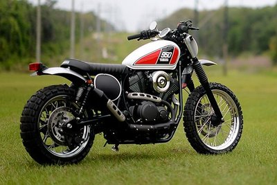 Yamaha-Star-Bolt-2014-photos.jpg