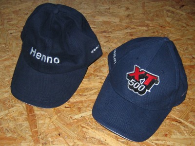 caps-henno.jpg