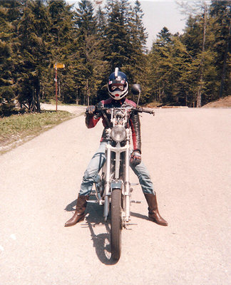 xt_chop_front_74dpi.jpg