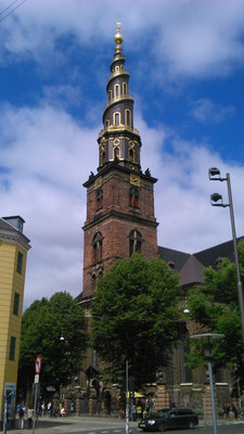 20160715_134040_j_Kopenhagen_VorFrelsersKirke_1000.JPG (470.5 KiB) 15992 mal betrachtet 20160715_134040_j_Kopenhagen_VorFrelsersKirke_1000.JPG