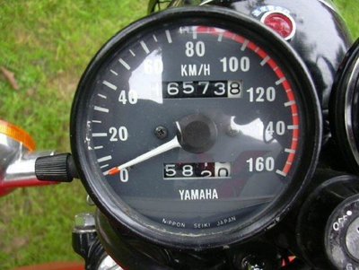 Tacho Japan 1976 front.jpg