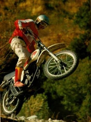dirtbike5a_b.jpg