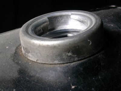 Tankverschluss mit Bleckkragen.JPG